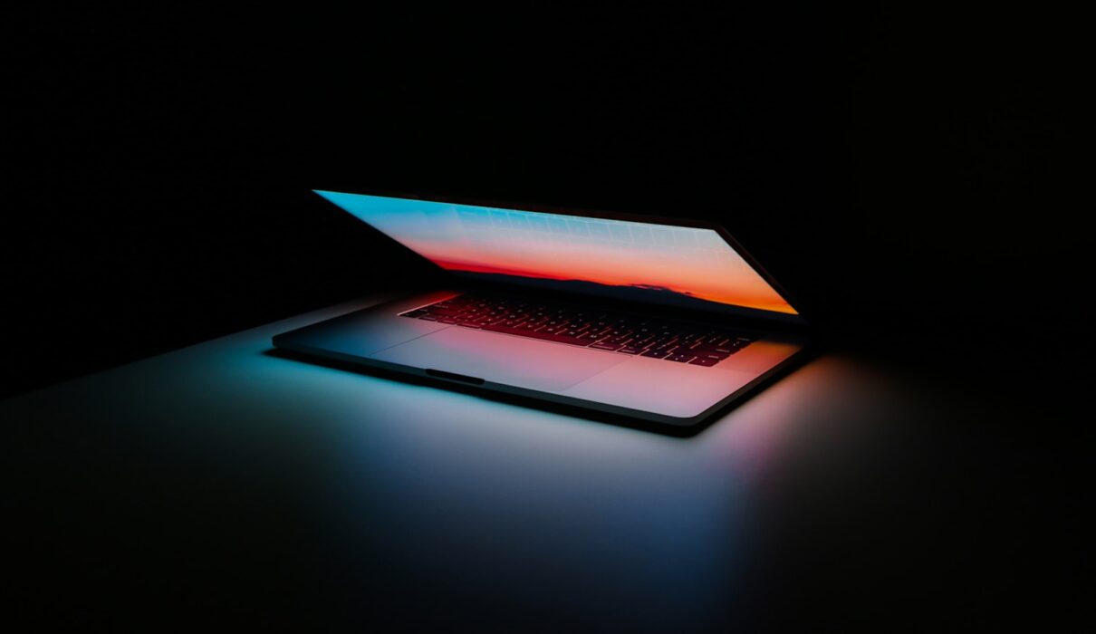 Laptop workspace for college students buying guide